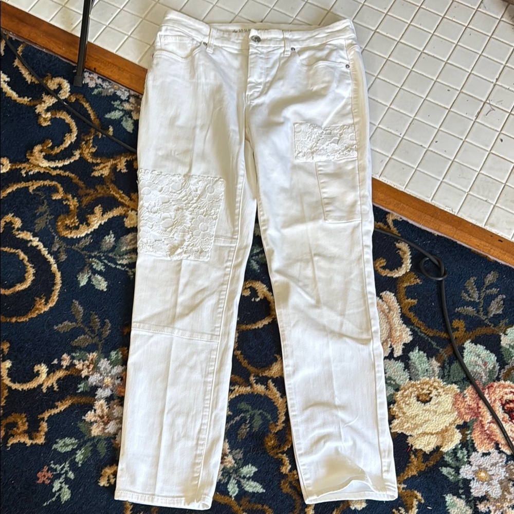 Chico's so Slimming Girlfriend Ankle Ivory Lace Patchwork Pants- worn twice